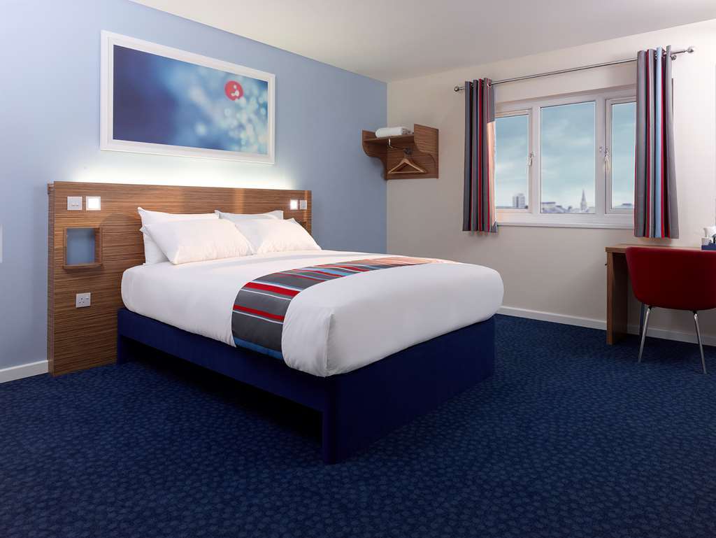 Travelodge Reading Whitley Oda fotoğraf