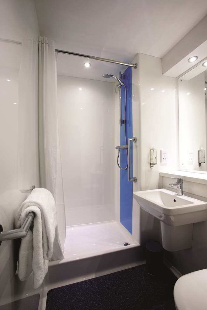 Travelodge Reading Whitley Oda fotoğraf