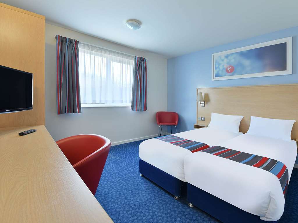 Travelodge Reading Whitley Oda fotoğraf