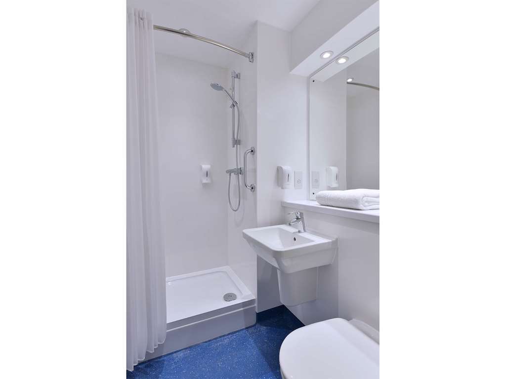 Travelodge Reading Whitley Oda fotoğraf